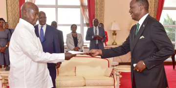 Tujja kukolagana n’omuntu yenna bannakenya gwe banalonda – Museveni