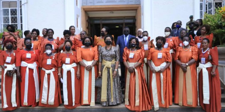 Aba Nnaabagereka Development Foundation ne World Vision batadde omukono ku ndagaano empya