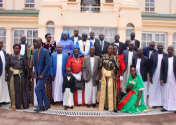 Basabye abantu ba Kabaka okuweerera abaana