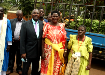 Basabiddwa okunnyikiza ennono mu baana