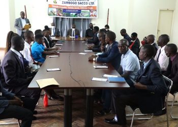 Abazambogo bakulanya mu maaso ga Beene