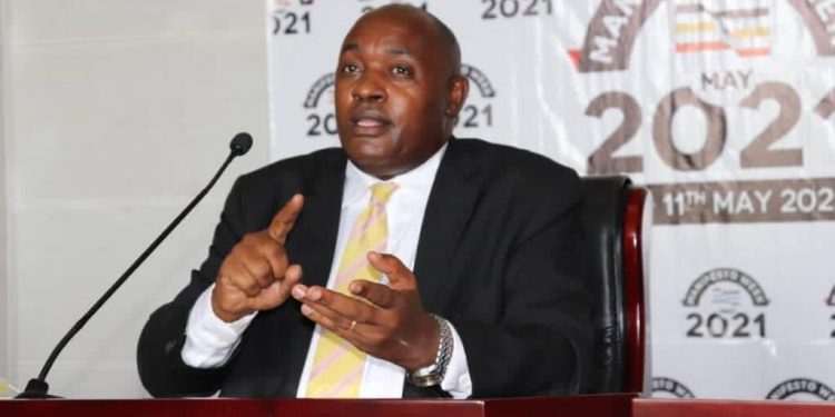 Minisita Baryomunsi alabudde Enanga ne Kiwanda ku by’okumuyingiza mu by’okuwa Oulanyah obutwa