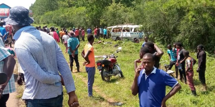 Takisi etuze 3 e Nakasongola, 9 bapooca nabisago