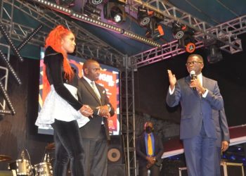 Bannabitone basabiddwa okukola n’obukugu