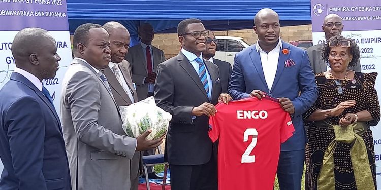 Beene asiimye okuggulawo empaka z’Ebika, Buganda etaddemu obukadde 130