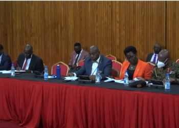 Ababaka batabukidde ab’Amagye ku ssente Buganda zebanja