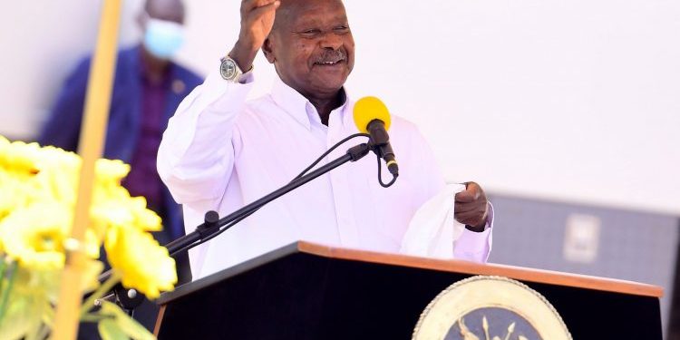 Museveni: Nze nayingiza Pinetti mu by’Emmwaanyi yali talina kyamanyi