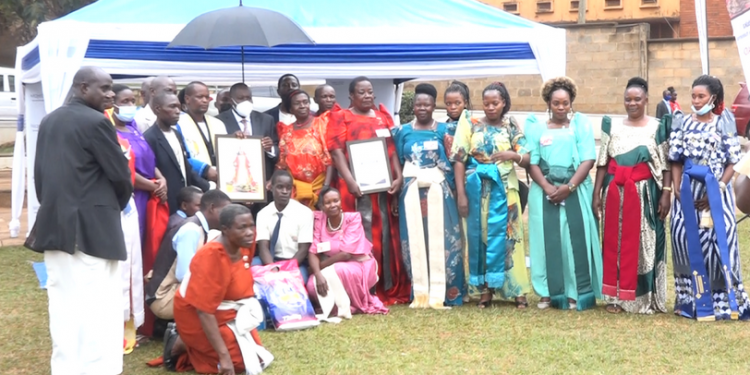 Owek. Bwanika asabye abantu okwettanira enteekateeka za Buganda