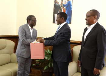 Katikkiro Mayiga akuutidde bannabitone obutava ku mulamwa