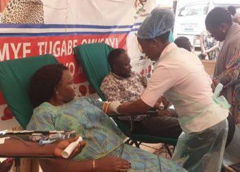 Minisita Nankindu atongozza okugaba omusaayi mu Mawokota