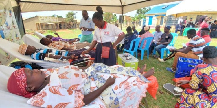 Bannabutambala basabiddwa okugaba omusaayi