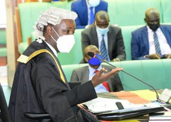 Amyuka Sipiika Tayebwa agaanye ababaka okwogera ku kunoonyereza  ku nnyonyi ya Uganda Airline