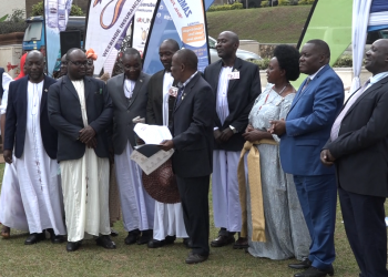Owek. Bwanika asabye abazadde okusiga empisa mu baana