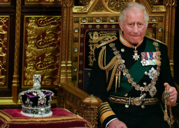 Wuuno Kabaka wa Bungereza Omuggya Charles III