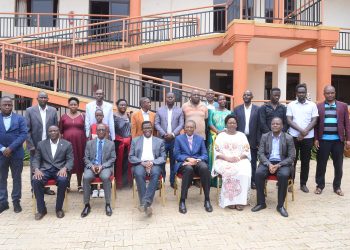 Katikkiro Mayiga alambudde ab’e Kigezi alambise abavubuka ku buweereza