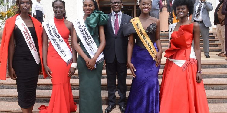  Katikkiro Mayiga asabye Nnalulungi Nabulya okunyweza empisa