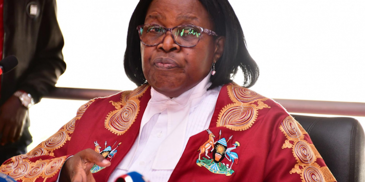 Omulamuzi Kisaakye atutte Ssaabalamuzi, Bigirimana n’abalala mu kkooti