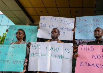 Bakubye  Gavumenti mu Kkooti ku Tteeka lya Nsereko ery’ Omutimbagano