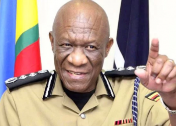 IGP Ochola alabude abapoliisi, aliko baavunaanye obutemu