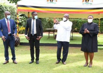 Pulezidenti Museveni asisinkanye Kyabazinga nebateesa okuzza ebintu bya Busoga