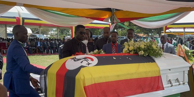 Dr. Kawanga Ssemogerere obulamu yali yabufuula bwangu – Mikwano gye