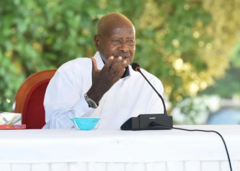 Museveni alabudde aba KCCA, Kampala siwa bagagga bokka