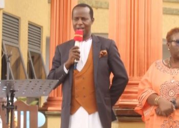 Omulangira Wasajja asabye abavubuka okwongera ku bitabo