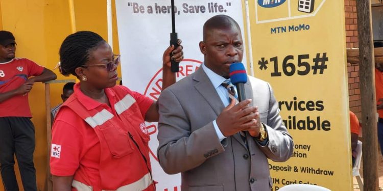 Omuk. Ndagala asabye gavumenti esomese bannansi ku kugaba omusaayi