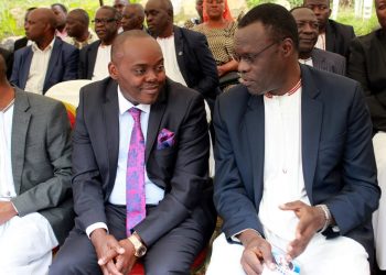 Jjajja Namwama akubirizza abantu okutambuza ennyimbe mu bwerufu