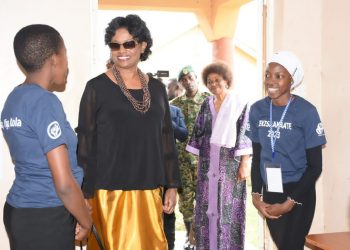 Nnaabagereka Nagginda alambudde Abasaakaate, abakuutidde okwewala ebiragalalagala