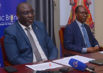 Omuwanika Waggwa Nsibirwa ayanjudde alipoota ku nsimbi ezava mu Luwalo eziwera akawumbi kalamba