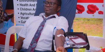 Katikkiro Mayiga asabye bannayuganda okwegattira awamu ku nsonga z’ebyobulamu