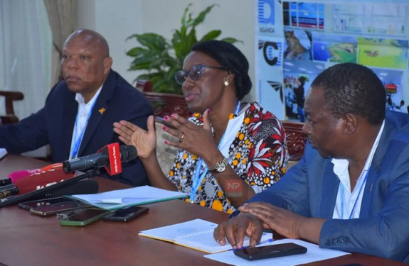 Abaddukanya ekisaawe ky’ Entebbe aba CAA balina bebakutte ku by’enguzi eggyibwa ku Bankubakyeyo