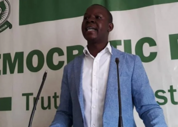 DP egamba Poliisi yalemeddwa omulimu gwaayo, ereme kwekwasa bategesi  ku bya Freedom City