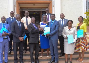 Basabye Minisitule y’Ebyenjigiriza eyawulwe ku y’Eby’obulamu okutumbula empeereza eri abantu ba Beene
