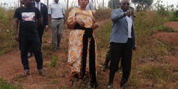 Minisita Kyewalabye Male alambudde ettaka ly’ Amasiro ge Sserinnya, alabudde abeesomye okulitwala