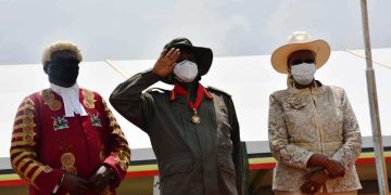 Museveni aweereddwa omudaali ogusingayo ekiitibwa nga bamusiima okutandika UPDF