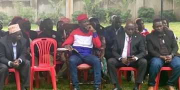 Kyagulanyi asabye abantu okugoba abakozesa ‘Kunga’ okwenoonyeza ebyabwe