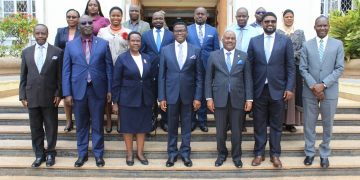 Katikkiro Mayiga asabye bannayuganda bakkirize amafuta gasimwe, gyebujja gayinza obutagasa