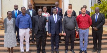 Aba Wells of Life bakiise Embuga, Kamalabyonna Mayiga abeebazizza okubunyisa amazzi amayonjo