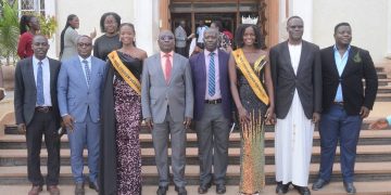 Minisita Kyewalabye Male asabye abategeka empaka za Bannalulungi beewale okuteekamu ebitatana ekitiibwa kya Buganda