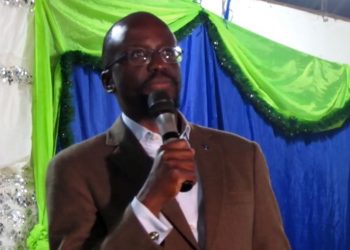 Minisita Mpanga asabye amasomero okutendeka abaana obuvumbuzi baleme kusoma muwawa