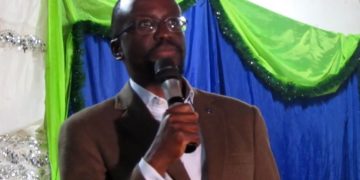 Minisita Mpanga asabye amasomero okutendeka abaana obuvumbuzi baleme kusoma muwawa