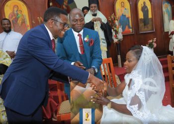 Katikkiro Mayiga akubirizza abantu bulijjo okusalawo ku bufumbo