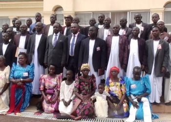 Owek. Mugumbule asabye abantu okwettanira eby’obulimi