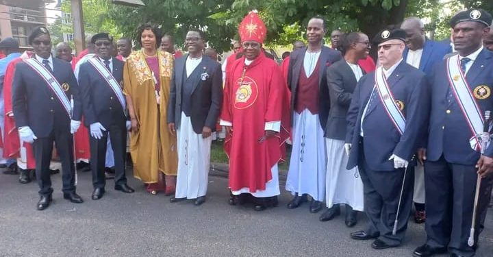 Abomu Amerika bajjukidde abajulizi, Katikkiro abasabye beesambe ebyafaayo ebitali bituufu