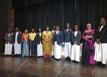 Katikkiro Mayiga atuuzizza omubaka wa New England, asabye abali ku mawanga okuwuliziganya era banyweze obumu