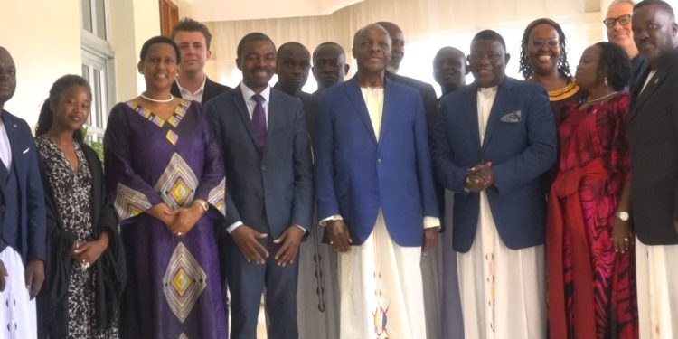 Ssaabasajja Kabaka asisinkanye Ssenkulu wa UNESCO, asabye Amasiro gaggyibwe ku lukalala lw’ebifo ebyolekedde okusaanawo