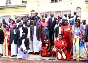 Owek. Kakomo asabye abantu ba Beene okufaayo okutumbula eby’obulamu
