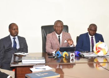 Owek. Ssekabembe awaddeyo woofiisi naasaba Abaganda okusigala obumu